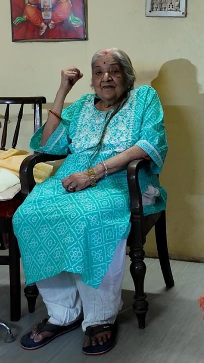 Senior satirist Gopal Chaturvedi's wife passes away