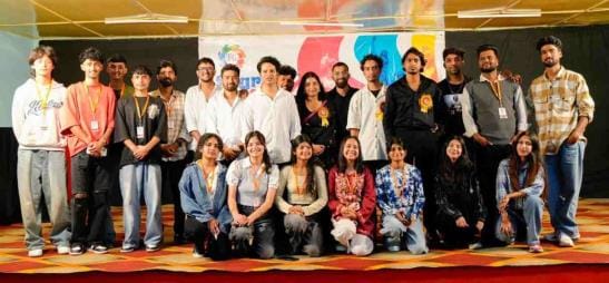 Students spread colors of culture in dance festival