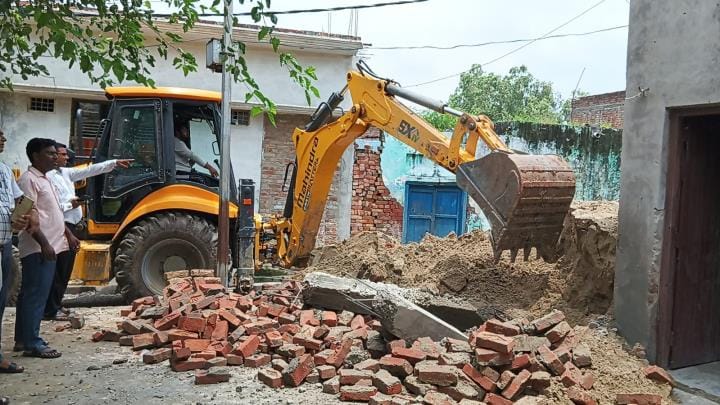 Due to the fear of dispute, the administration demolished the construction
