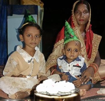 The concrete roof collapsed, brother and sister died, parents injured