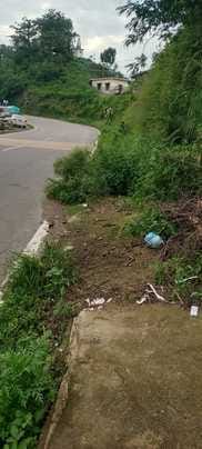Waterlogging is happening on Ladrour-Dadhol road due to blockage of drains