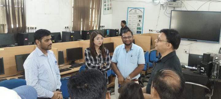 SCVT director inspected and gave instructions, students trained from ITI will be traced
