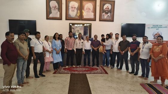 blood donation camp at alambagh