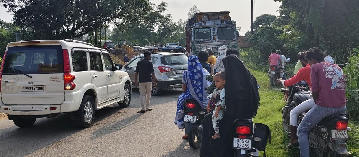Increased vehicle load on the road, problem of jam