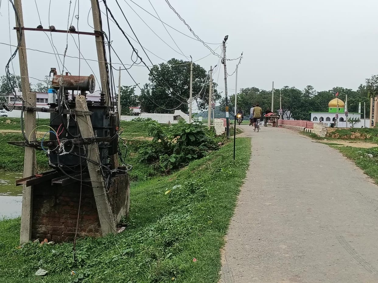 Villagers are scared of the transformer kept in the open on the roadside