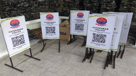 The public will give feedback on police services by scanning QR code