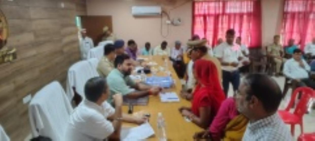 Samadhan Diwas: Out of 82 complaints only five were resolved