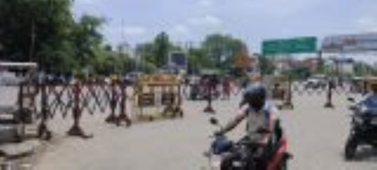 Traffic changed at Engineering College crossing, people troubled