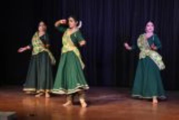 Dance tribute given to Kathak guru Lachu Maharaj