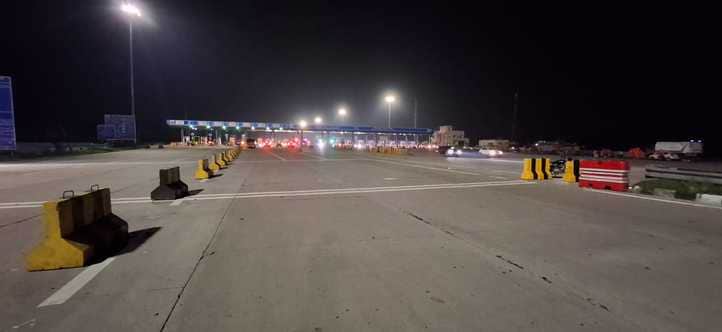 मेरठ दिल्ली एक्सप्रेसवे।