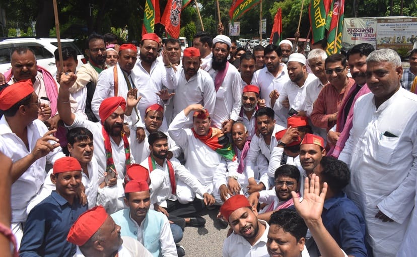 SP leader said, BJP is closing schools...opening bars