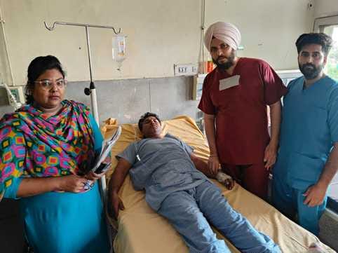 Kidney stone operation done by telescope method in civil hospital