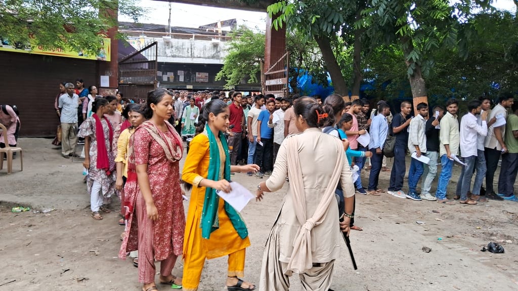 Muzaffarpur Bihar news :bihar constable recruitment exam conduct in tiet security today