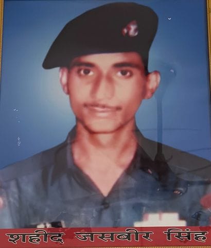 Jasvir Rathi was martyred by the enemies on Tololing Top