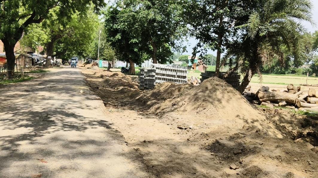 Unchahar-Kharoli road will be widened with 10 crores