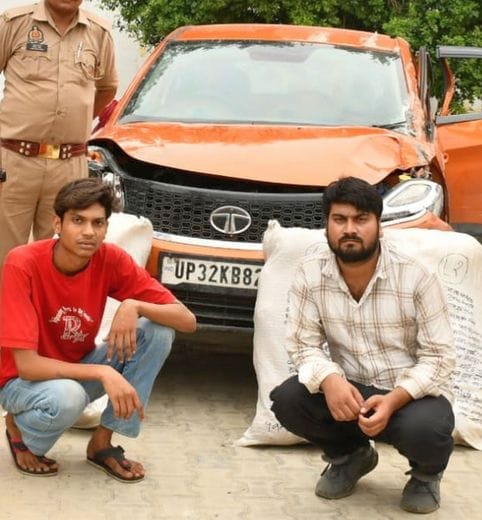 Two smugglers arrested with 75 kg ganja being brought from Orissa, the third one fled