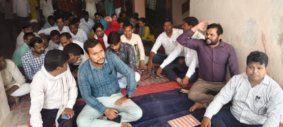 Lekhpal is adamant on demanding cancellation of suspension of colleagues