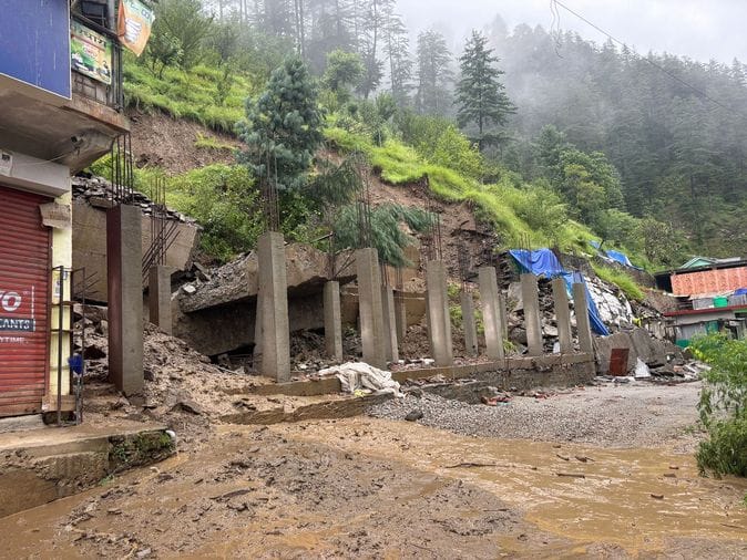 Water supply stopped, darkness increased problems