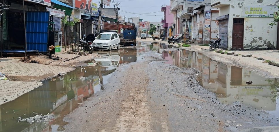 Gopalpur road's condition will improve, 20 lakh rupees will be spent