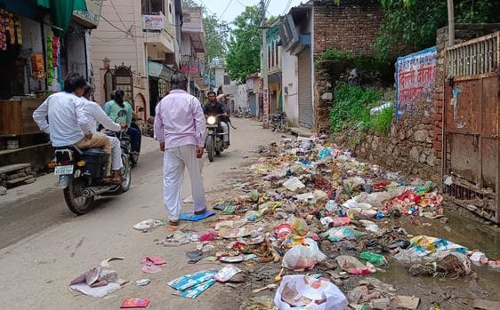 The contractor stopped collecting garbage after not receiving the dues