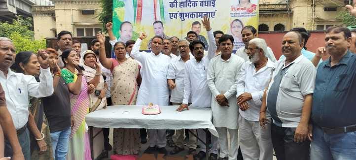 Ajmer News: Congress workers celebrated Mallikarjun Kharge's birthday, resolved to expose BJP's corruption