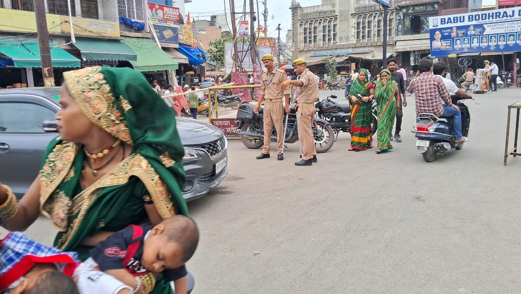 Entry of four wheelers banned in the city