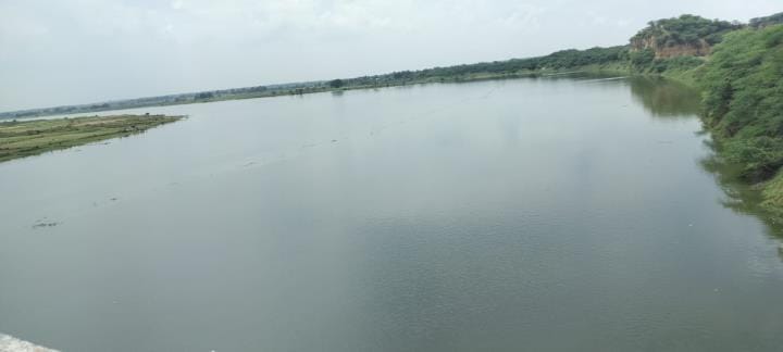 The water level of Yamuna increased, water reached below the culvert
