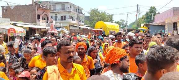 The sixth Kanwar Yatra started with the chants of Mahadev