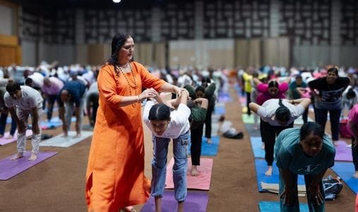 1000 sadhaks experienced deep sadhana