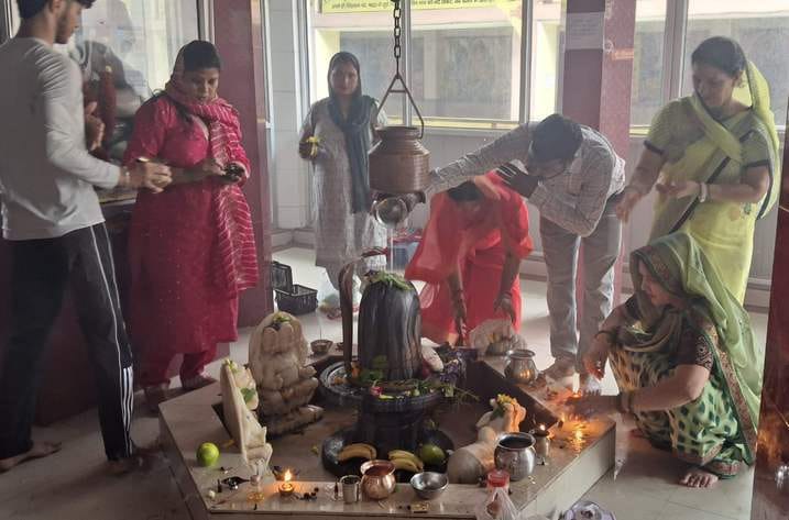 On the second Monday of Sawan, the city was filled with Shiva, chants of Har Har Mahadev reverberated