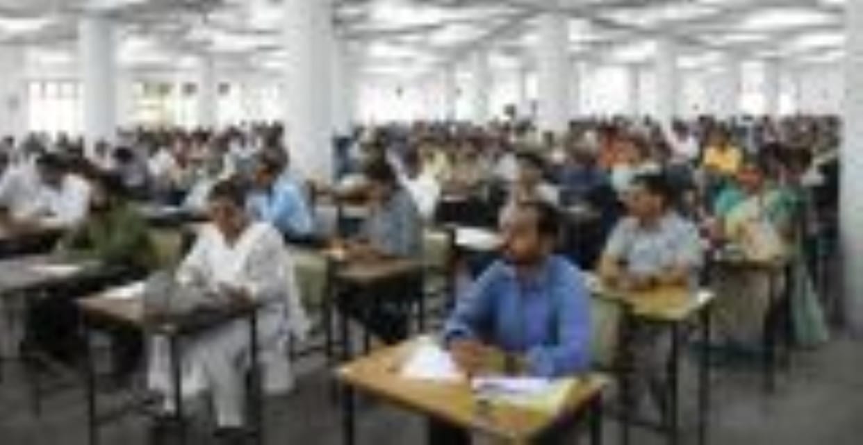 Officers' exam before candidates