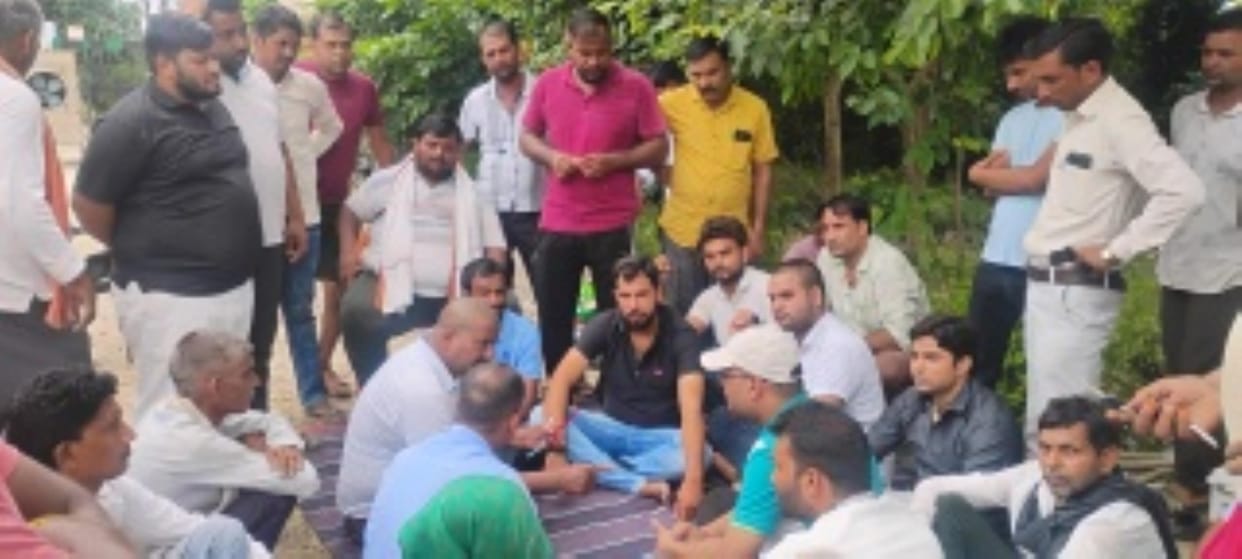 Villagers' anger erupted over irregular power supply