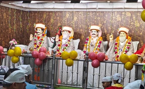 Chaliha festival celebrated at Baba Godriwala Dham