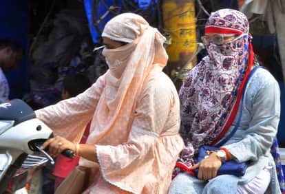 Heatwave Alert: Red Face Headache and Vomiting May Indicate Heatstroke Health Department Issues Yellow Alert