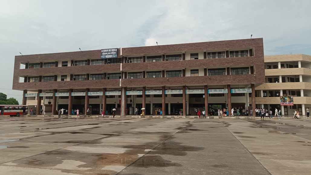 90 buses will take the candidates from the new bus stand to the examination center