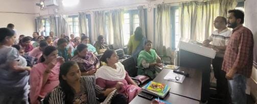 Teachers were given information about the newly created sixth class books based on NEP