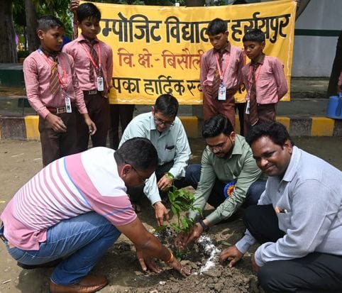 Bank of Baroda presented AC to Composite School Harraipur