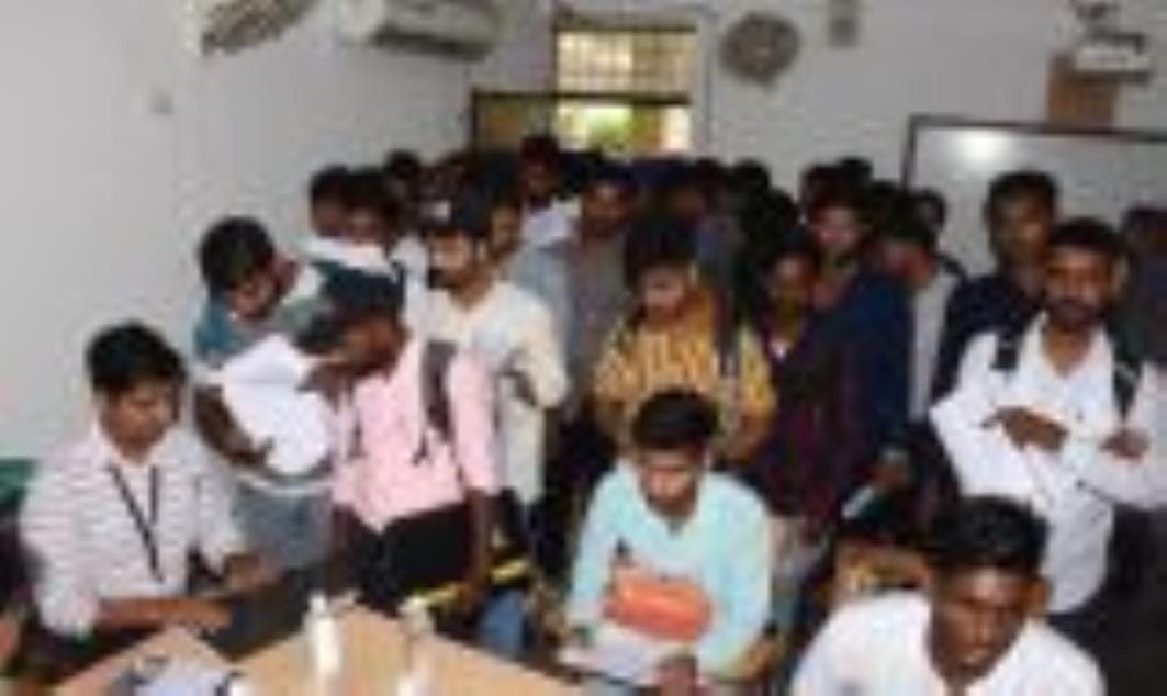 Game of figures in Mission Rozgar, youth are not getting jobs on ground