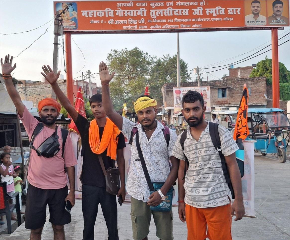 A group of young people set out on foot to visit Mata Vaishno Devi