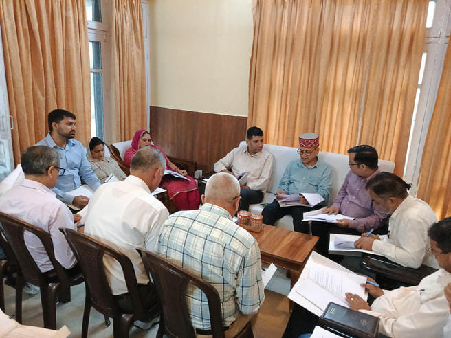 There will be proper arrangement for sitting of patients in Bijhari Hospital