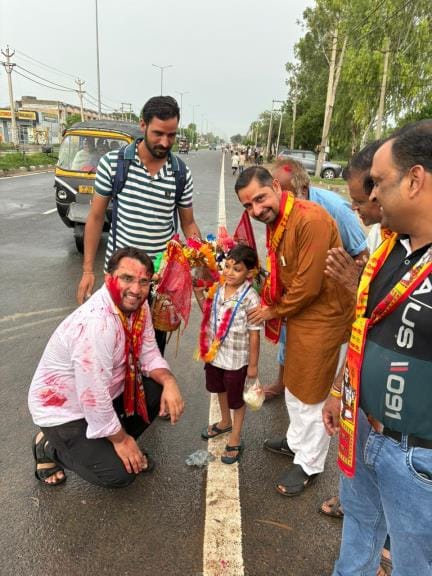 Eight year old boy completed the Kanwar Yatra