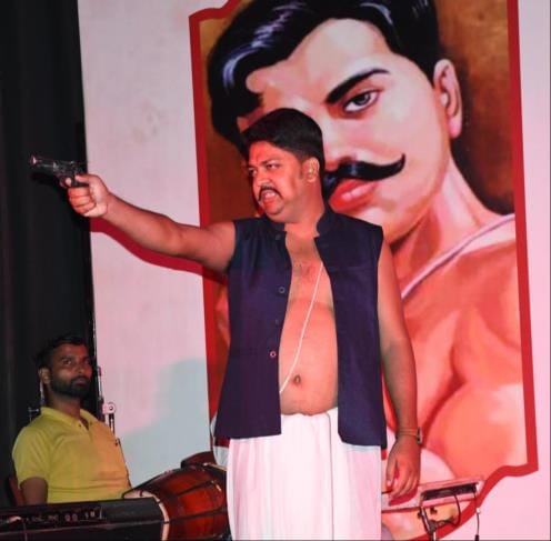 Azad's unwavering faith in the country came on stage