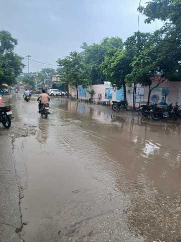 Waterlogging on the main road of Ugala, shopkeepers and common people are troubled