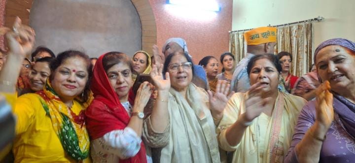 Bhajans of Lord Jhulelal resounded