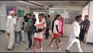 Clash between postal Kanwadis over offering water, five injured in attack