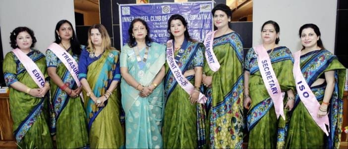 Gayatri was made the district head