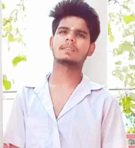The body of the priest's son who reached the village was cremated
