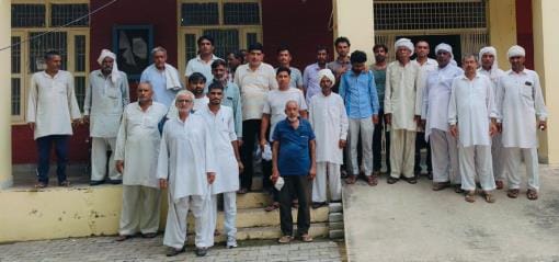 The villagers of Mandhan village were angry over the delay in removing encroachment from Panchayat land