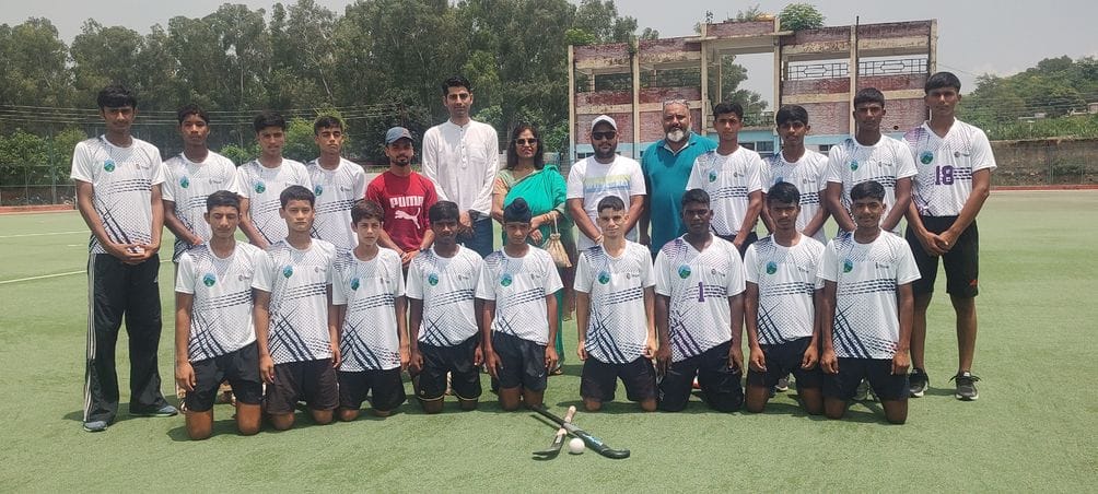 Himachal Hockey team left for Chennai for Sub Junior National Hockey Competition