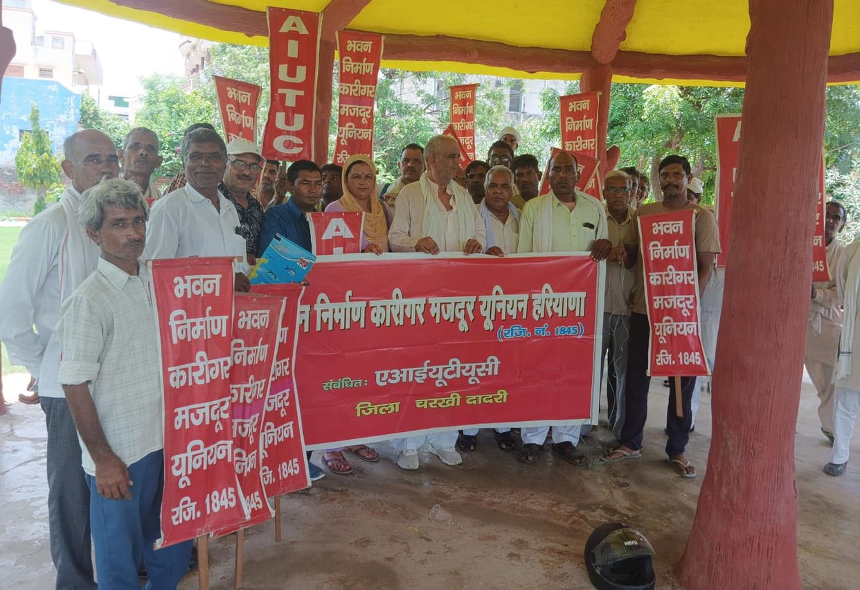 Members of the building construction union formulated a strategy for the agitation